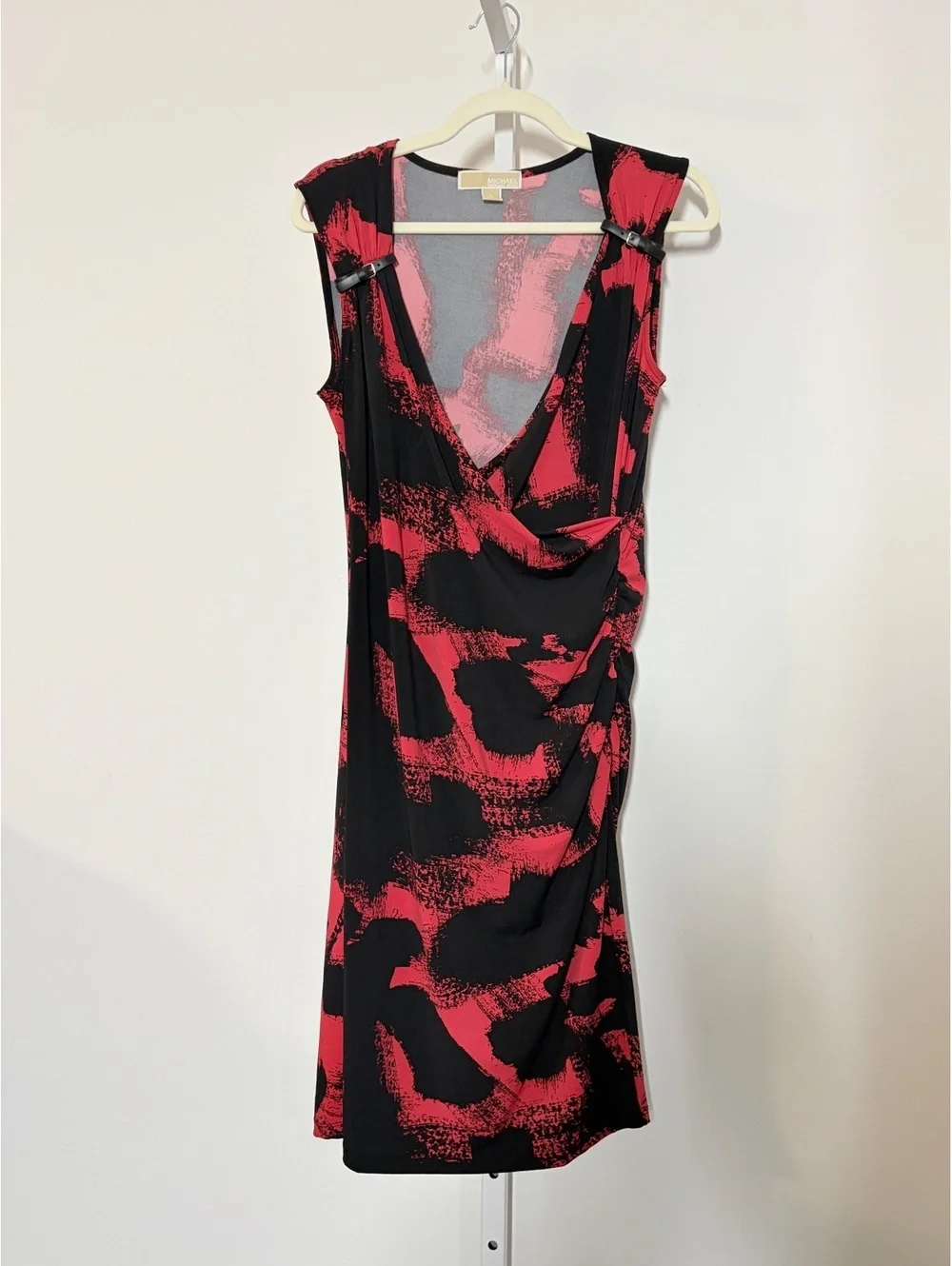 Michael Kors Women's Sleeveless Red and Black Patterned Dress Size Large